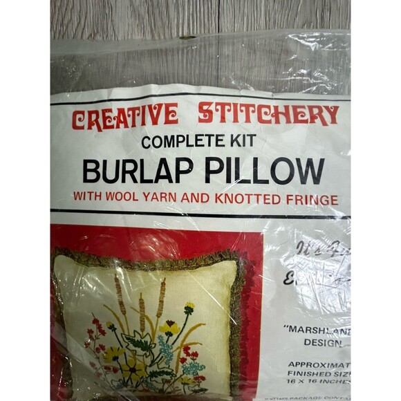 VTG Creative Stitchery Crewel Embroidery Burlap Pillow Kit Marshland Unopened - Picture 2 of 5